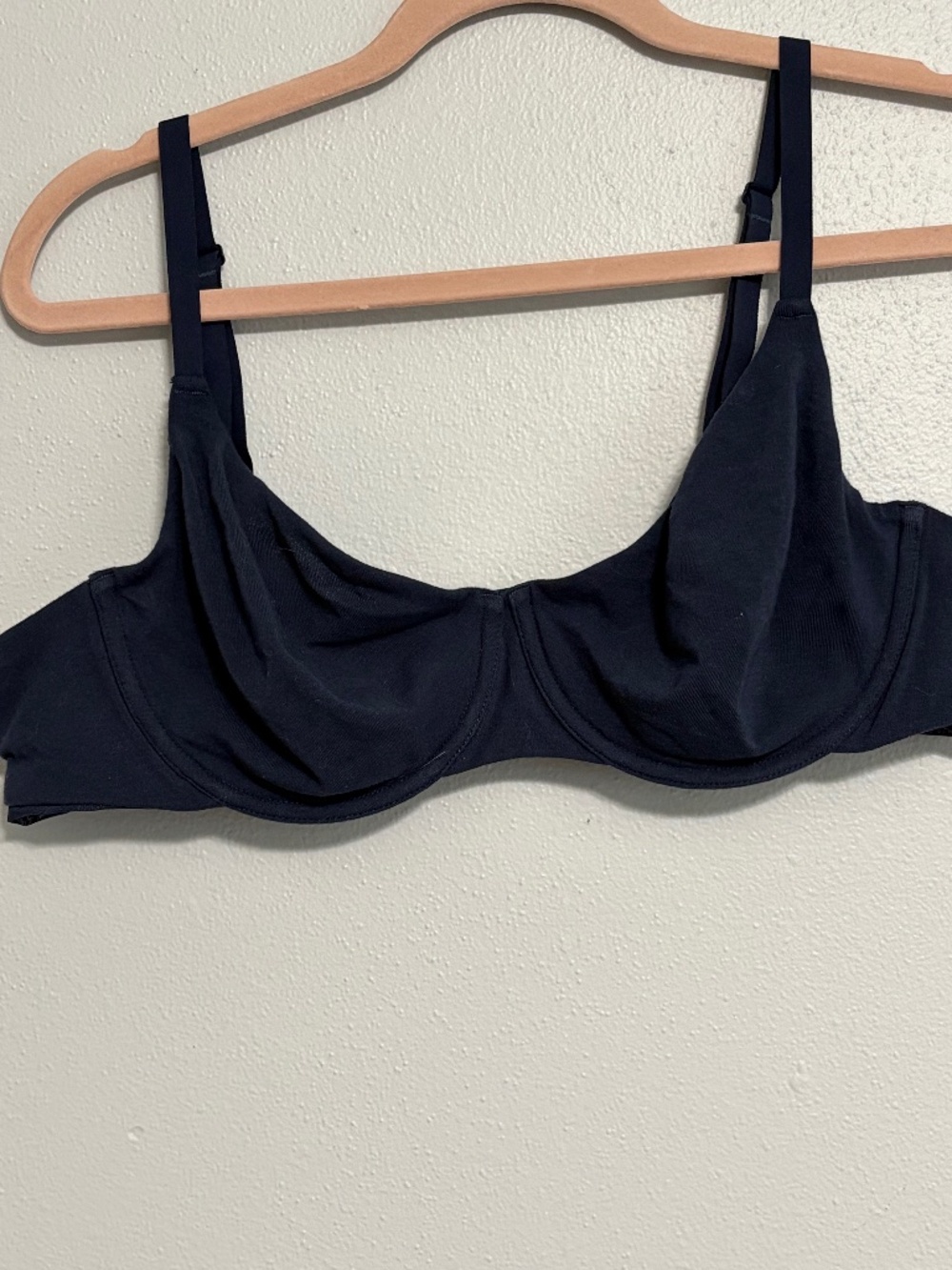 SKIMS navy blue underwire bra 40D